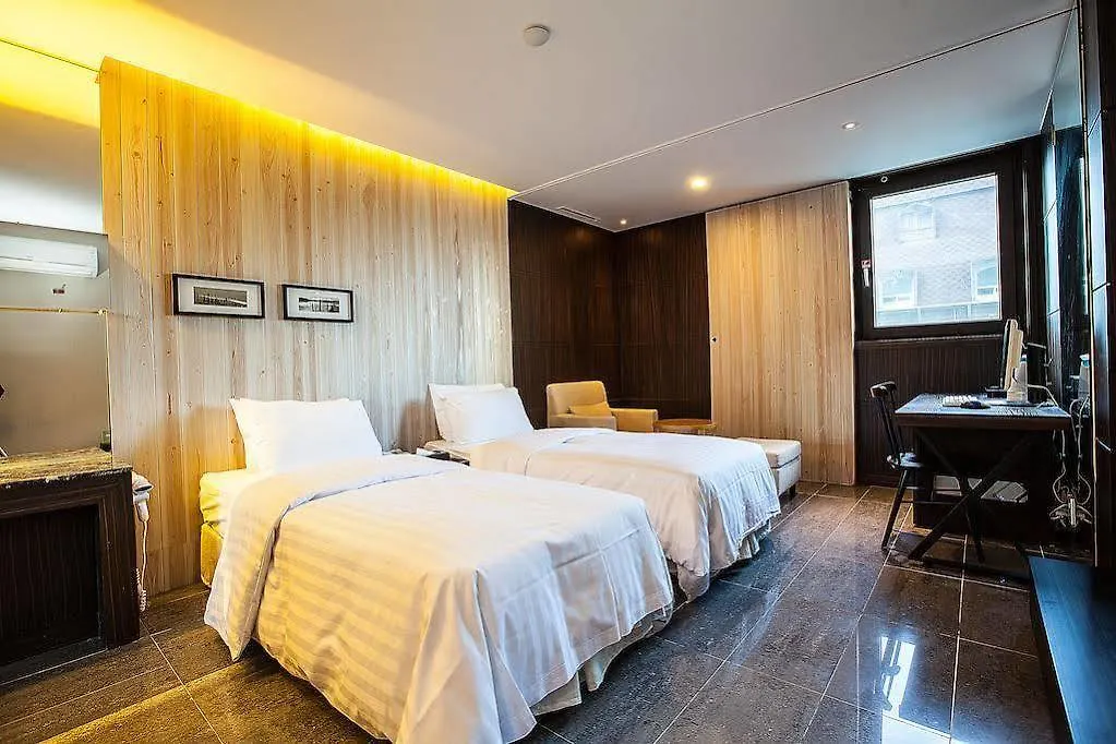 Life Style L Hotel Seul 2*,